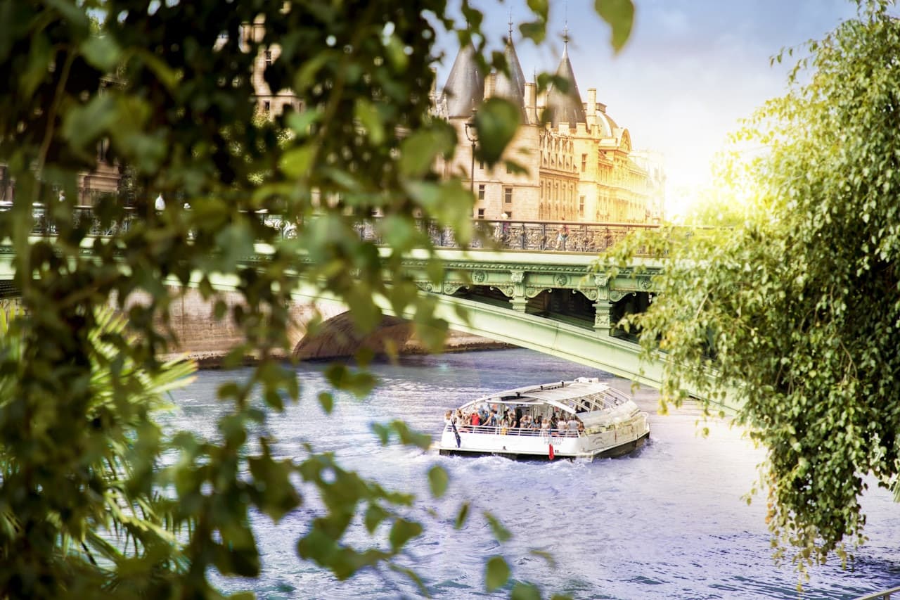 Batobus Paris Hop-on Hop-Off Riverboat - image 3